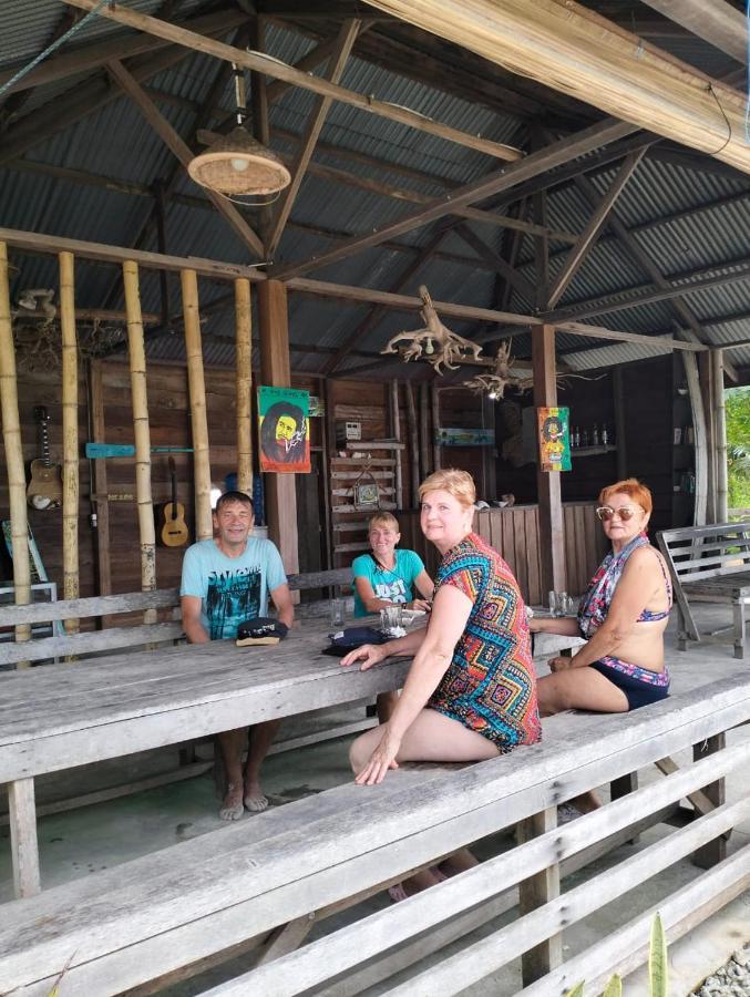 Palambak Paradise Resort Pulau Banyak Pulau Palambakbesar Dış mekan fotoğraf