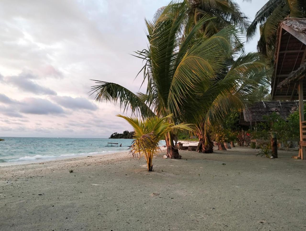 Palambak Paradise Resort Pulau Banyak Pulau Palambakbesar Dış mekan fotoğraf